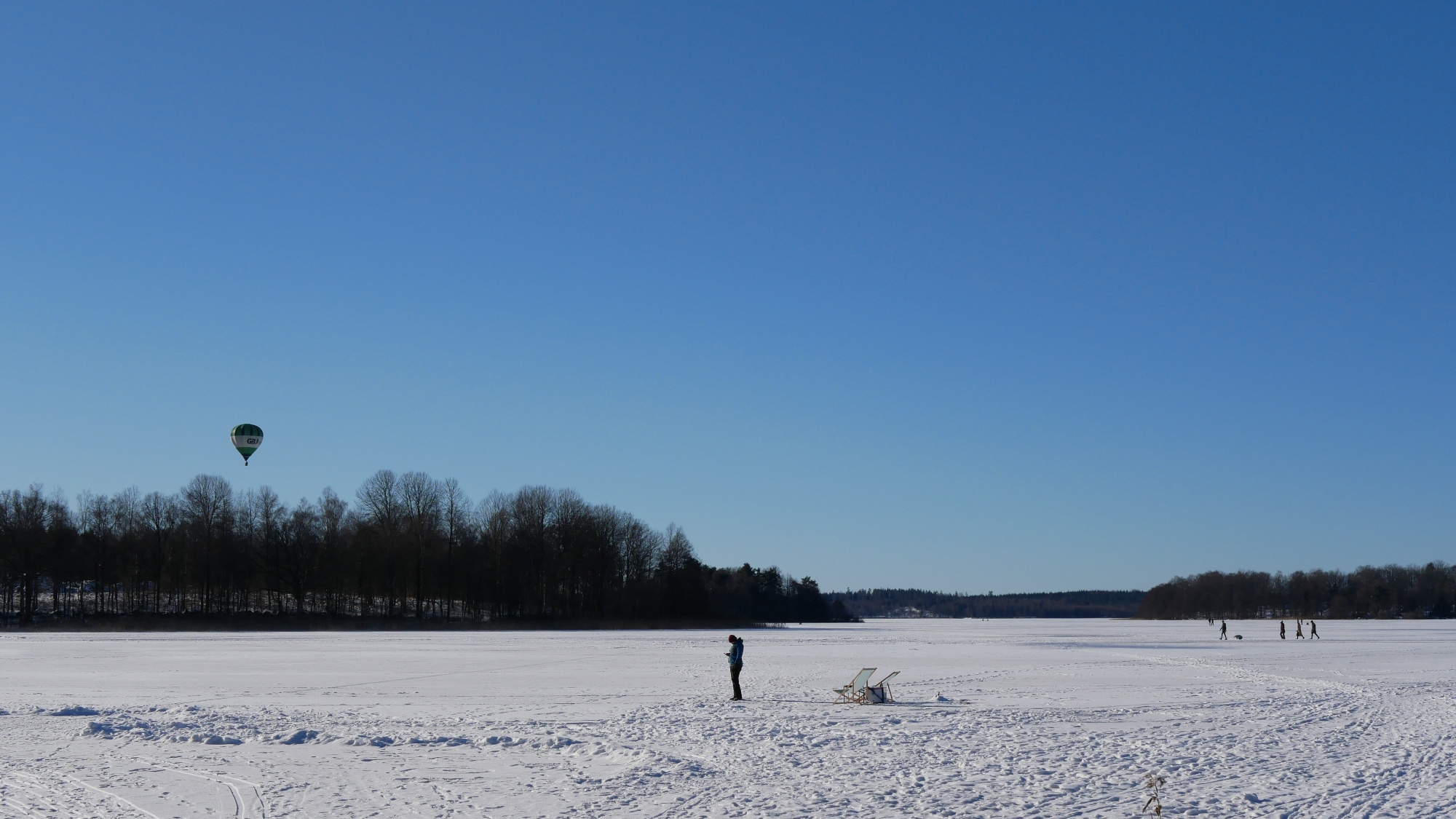 A photo taken at the lake Södra Bergundasjön in Växjö.