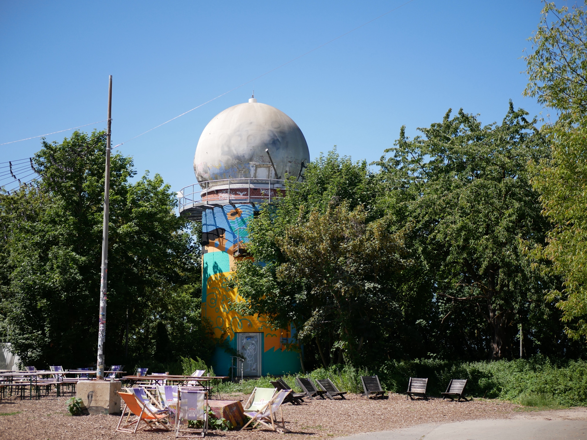 A photo taken at the Teufelsberg in Berlin.